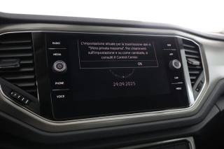 VOLKSWAGEN T-Roc usata 10