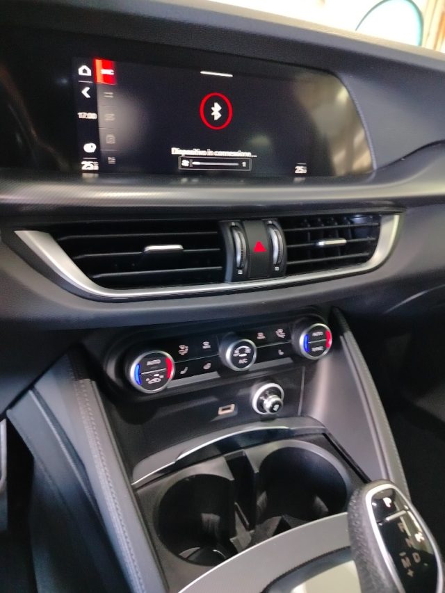 ALFA ROMEO Stelvio usata, con Telecamera per parcheggio assistito