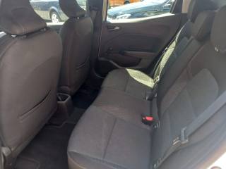 RENAULT Clio usata, con Climatizzatore
