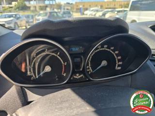 FORD Fiesta usata, con Bluetooth