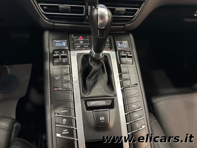 PORSCHE Macan usata, con Fendinebbia