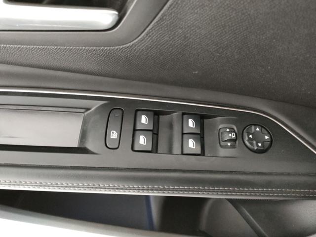 PEUGEOT 5008 usata, con Servosterzo