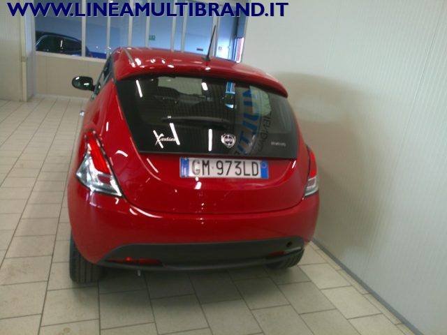 LANCIA Ypsilon usata, con Autoradio