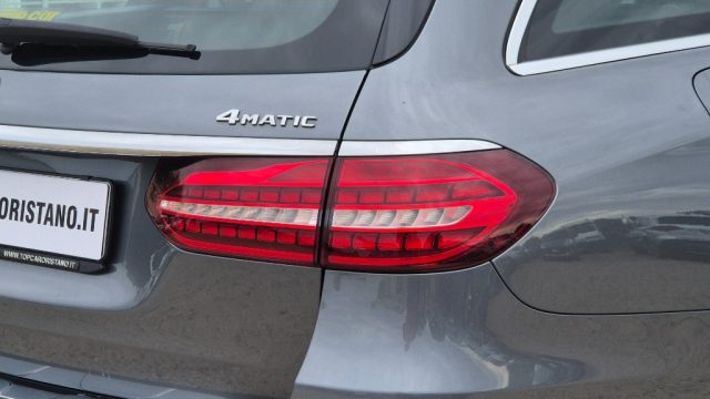 MERCEDES-BENZ E 220 usata, con Sedili riscaldati