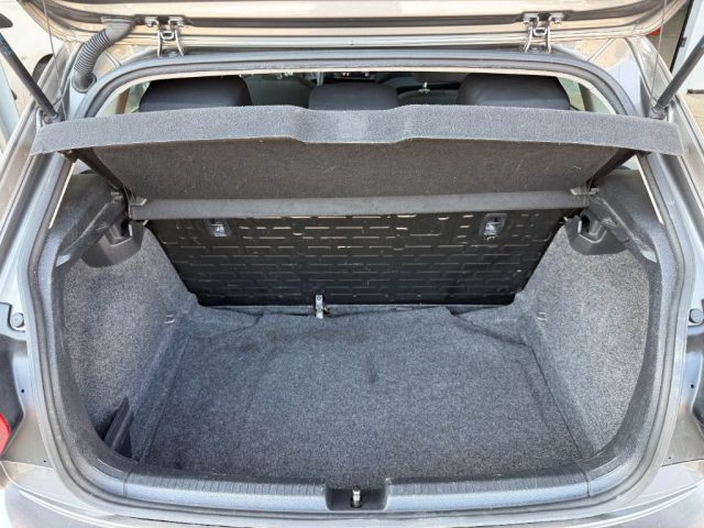 VOLKSWAGEN Polo usata, con Frenata d