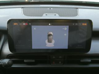 JEEP Avenger usata, con Leve al volante