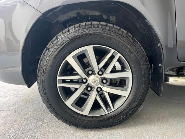 TOYOTA Hilux usata 28