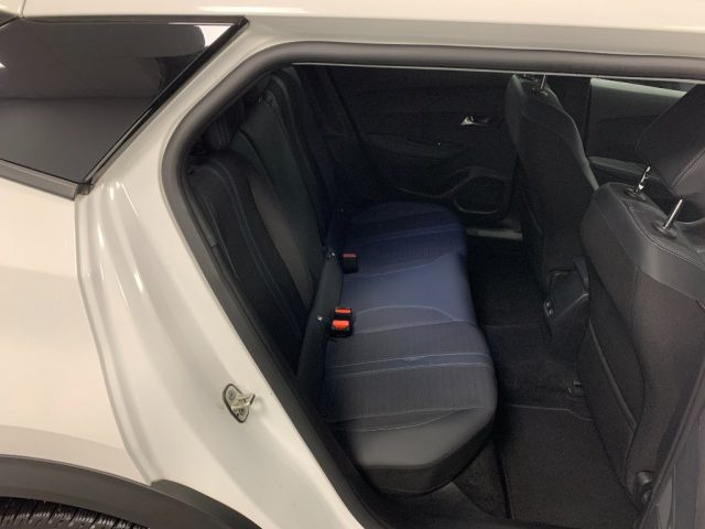 PEUGEOT 2008 usata, con Cruise Control