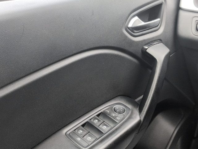 RENAULT Captur usata, con Bracciolo