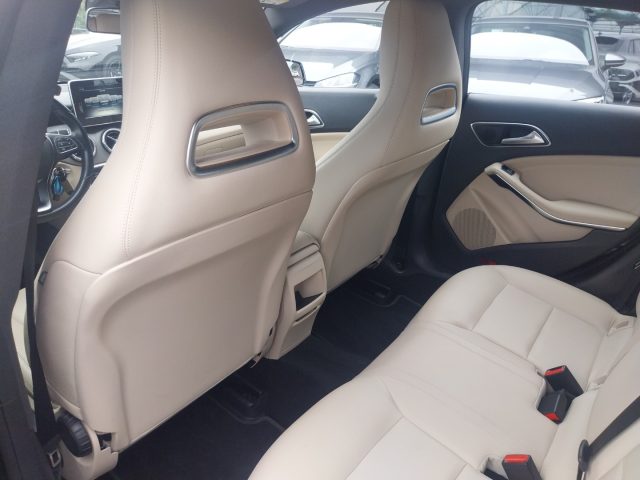 MERCEDES-BENZ CLA 180 usata, con Sensore di luce