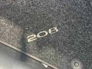 PEUGEOT 208 usata 19