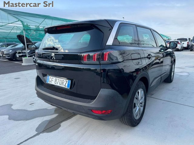 PEUGEOT 5008 usata, con Alzacristalli elettrici