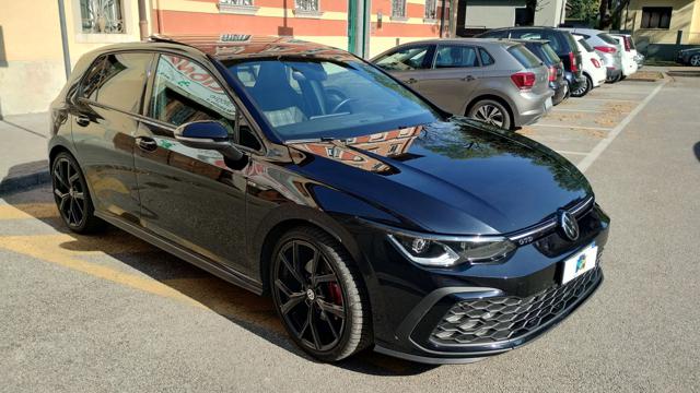 VOLKSWAGEN Golf usata, con Autoradio