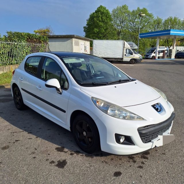 PEUGEOT 207 usata, con Airbag