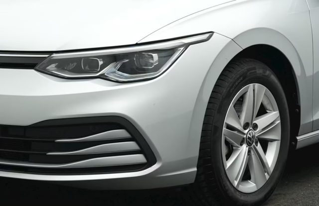 VOLKSWAGEN Golf usata, con Cruise Control