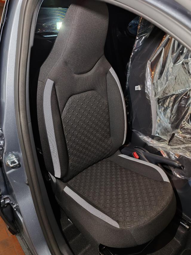 TOYOTA Aygo X usata, con Sedile posteriore sdoppiato