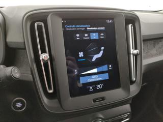 VOLVO XC40 usata, con USB