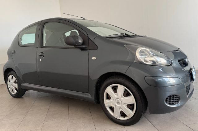 TOYOTA Aygo usata 1