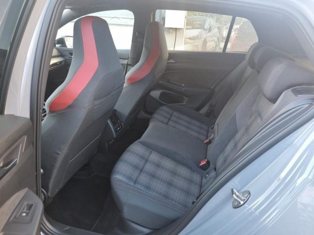 VOLKSWAGEN Golf usata, con Controllo trazione