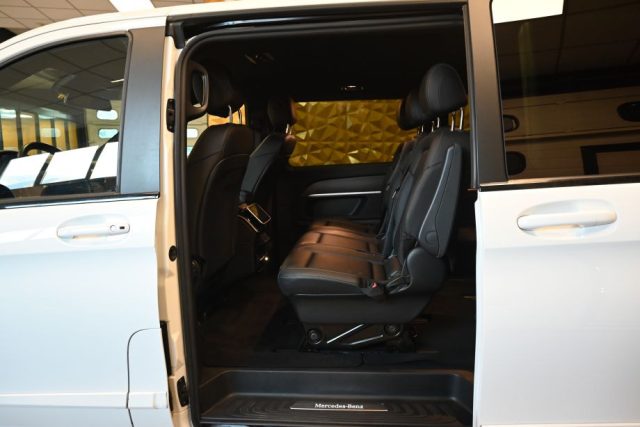 MERCEDES-BENZ V 300 usata 32