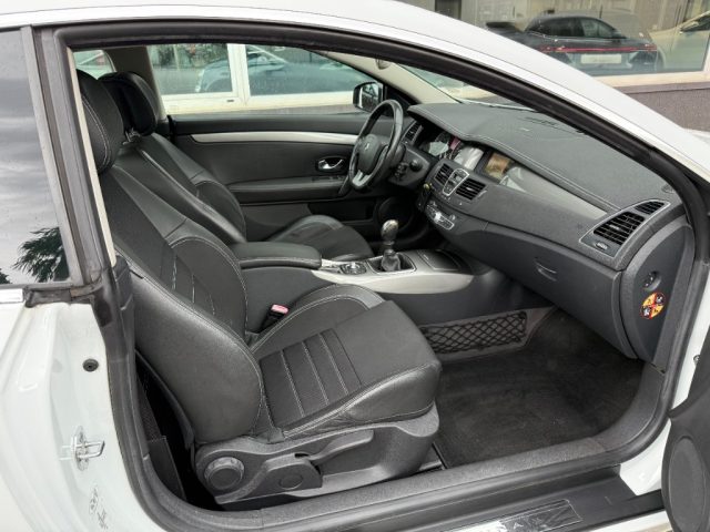 RENAULT Laguna usata, con Controllo automatico clima