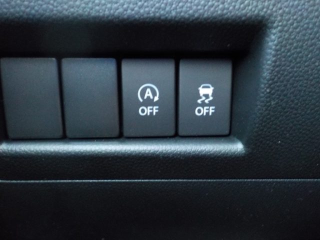 SUZUKI Ignis usata, con Specchietti laterali elettrici