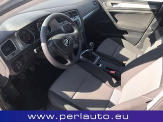 VOLKSWAGEN Golf usata, con Autoradio