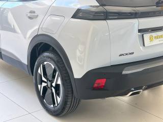 PEUGEOT 2008 usata, con Climatizzatore