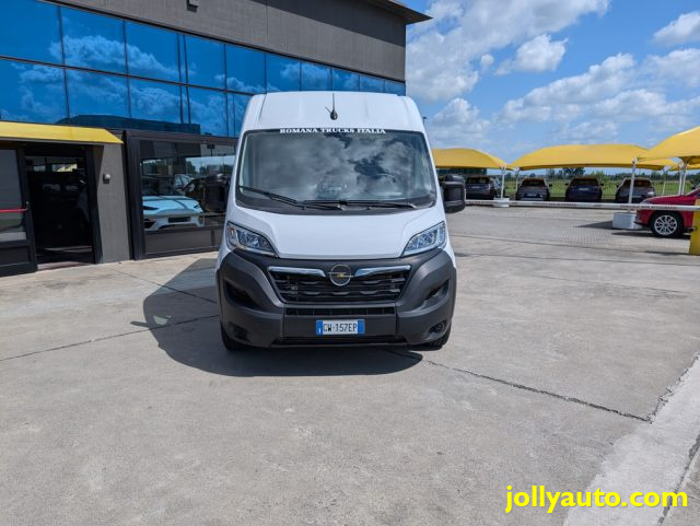OPEL Movano usata, con Airbag