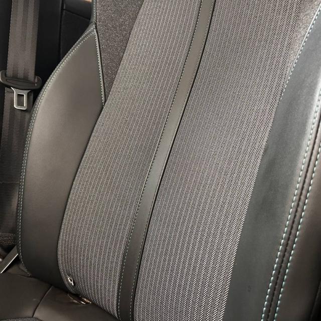 PEUGEOT 3008 usata, con Climatizzatore