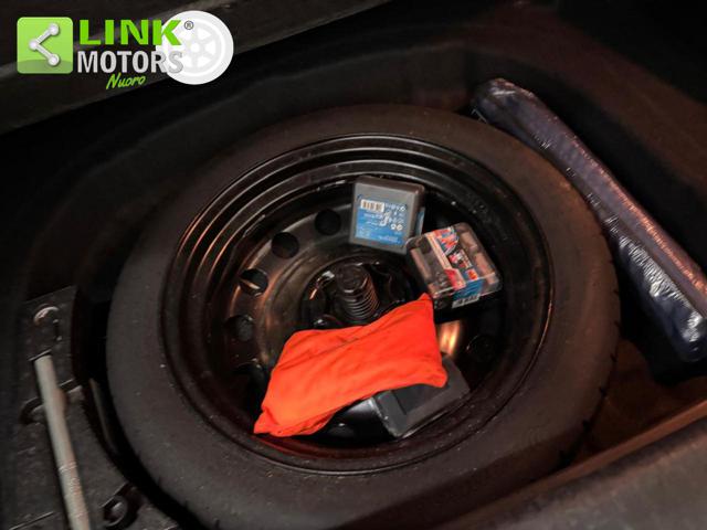 VOLKSWAGEN Golf usata, con Sedile posteriore sdoppiato