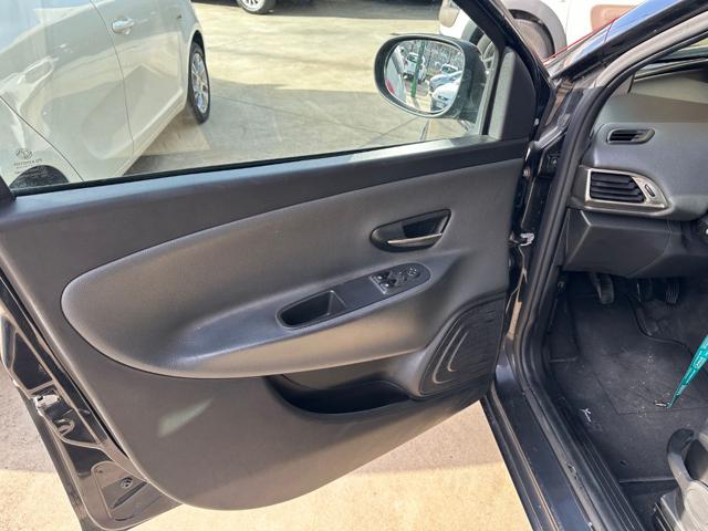 LANCIA Ypsilon usata, con Bluetooth