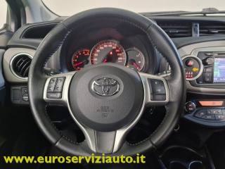 TOYOTA Yaris usata 13