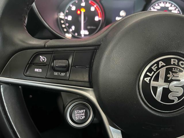 ALFA ROMEO Giulia usata, con Sedile posteriore sdoppiato