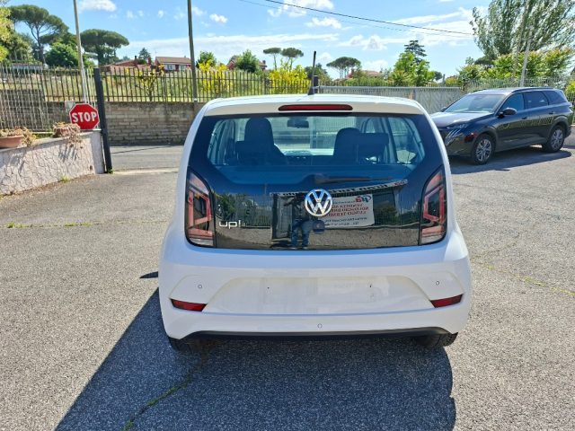 VOLKSWAGEN up! usata 5