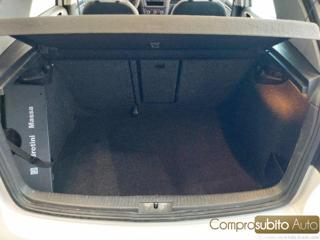 VOLKSWAGEN Golf usata, con Controllo trazione