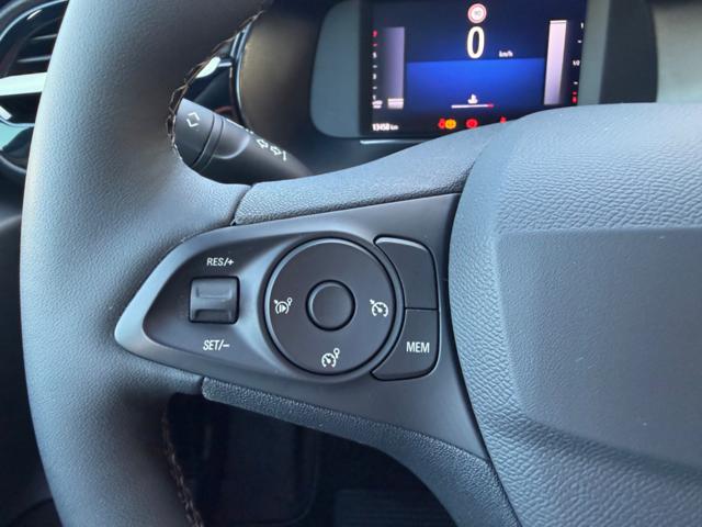 OPEL Corsa usata, con Park Distance Control