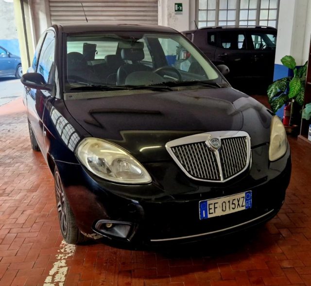 LANCIA Ypsilon usata, con Airbag
