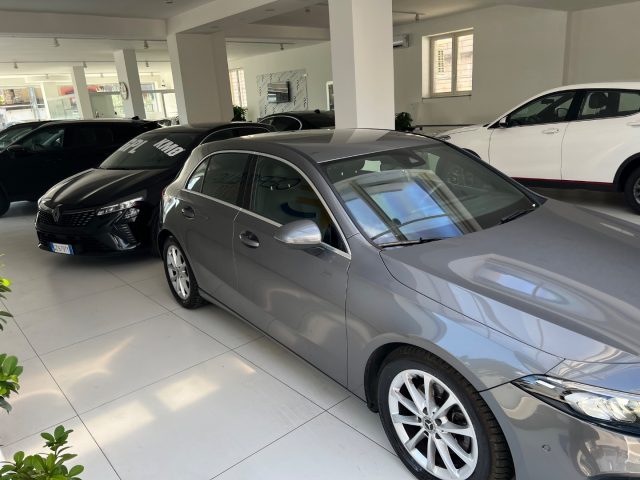 MERCEDES-BENZ A 200 usata, con Alzacristalli elettrici