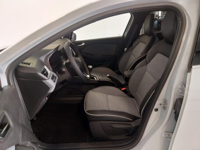 RENAULT Clio usata, con Boardcomputer