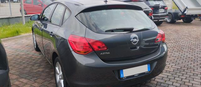 OPEL Astra usata, con Airbag Passeggero