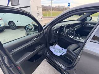 ALFA ROMEO Stelvio usata, con Cerchi in lega