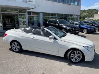 MERCEDES-BENZ E 220 usata, con Airbag