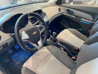 CHEVROLET Cruze usata, con Autoradio