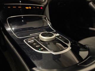 MERCEDES-BENZ C 220 usata, con Lettore CD