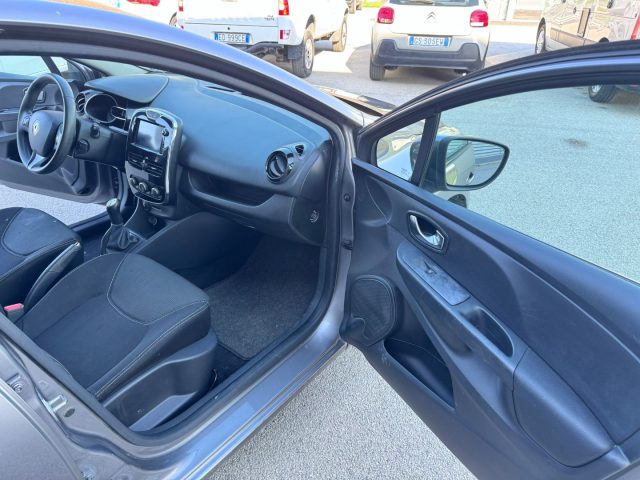 RENAULT Clio usata 14