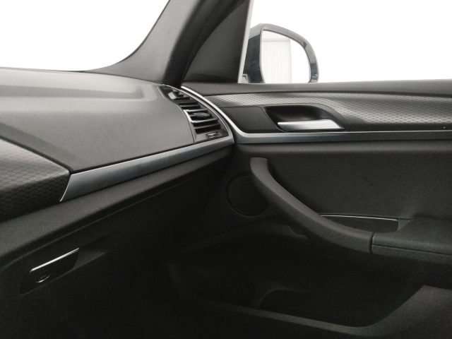 BMW X3 usata, con Leve al volante