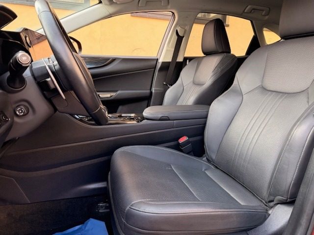 LEXUS NX 300h usata, con Cerchi in lega