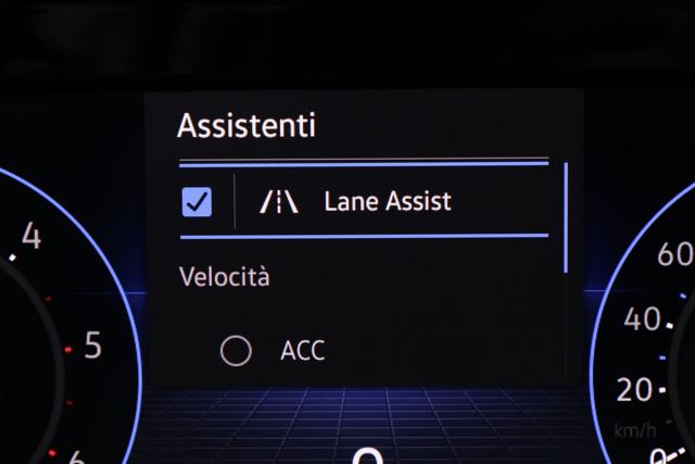 VOLKSWAGEN Golf usata, con Boardcomputer