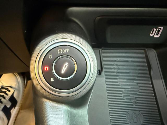 ALFA ROMEO Tonale usata, con Autoradio digitale